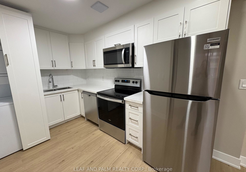 31-huron-heights-drive-newmarket-ontario-n12879090