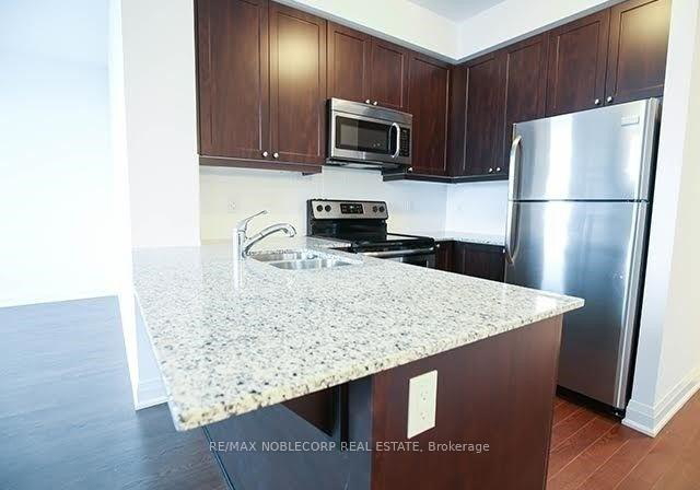 12-woodstream-boulevard-vaughan-ontario-n12880404