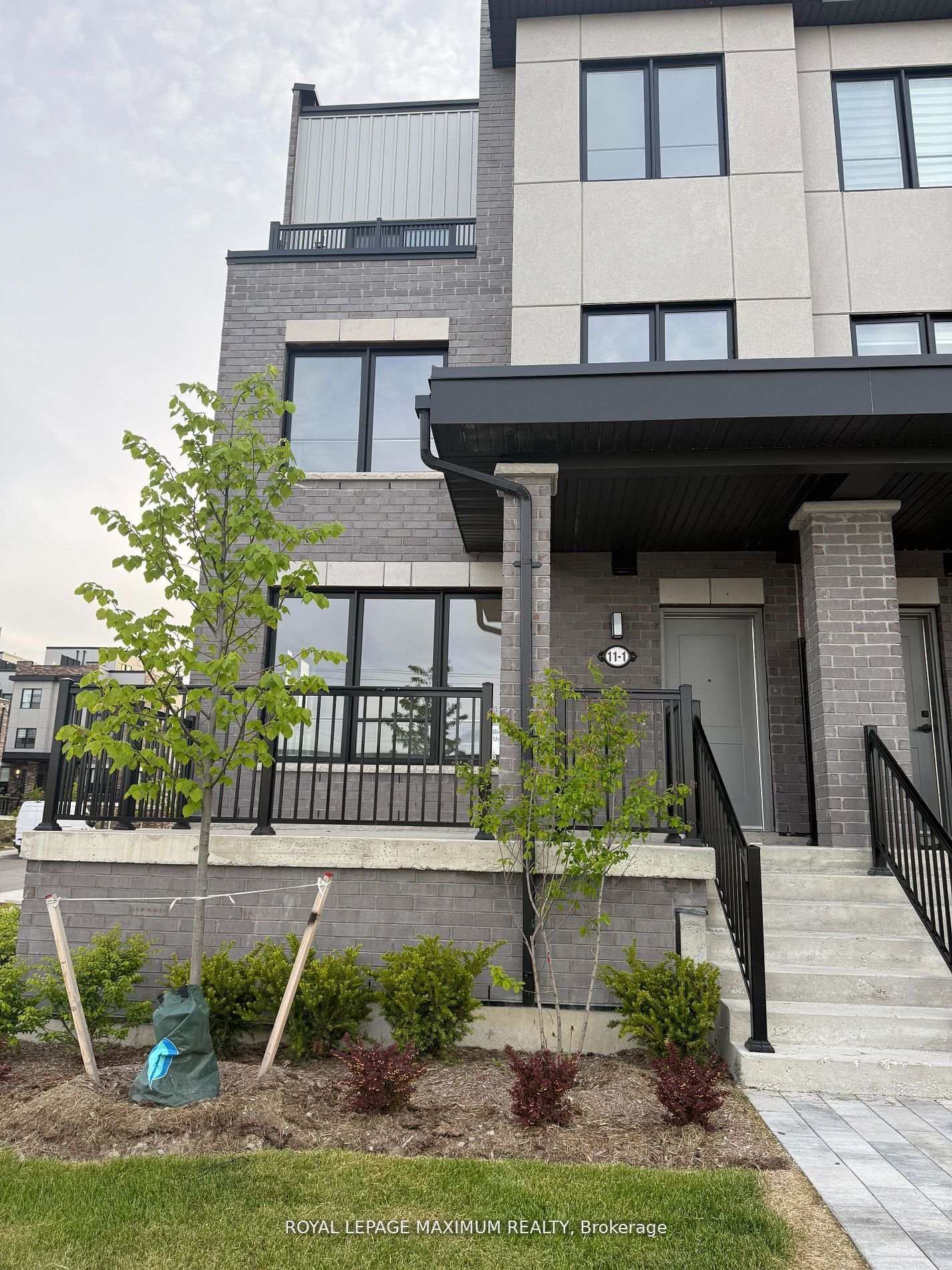 1baynes-way-n-bradford-west-gwillimbury-ontario-n12881616