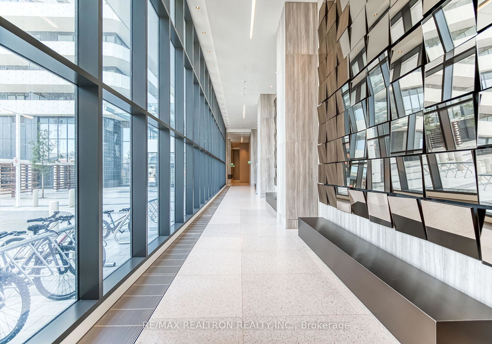 8-interchange-way-vaughan-ontario-n12882220