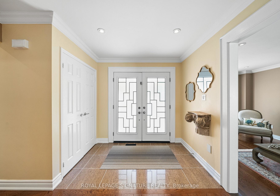 16-queensgate-court-markham-ontario-n12883092