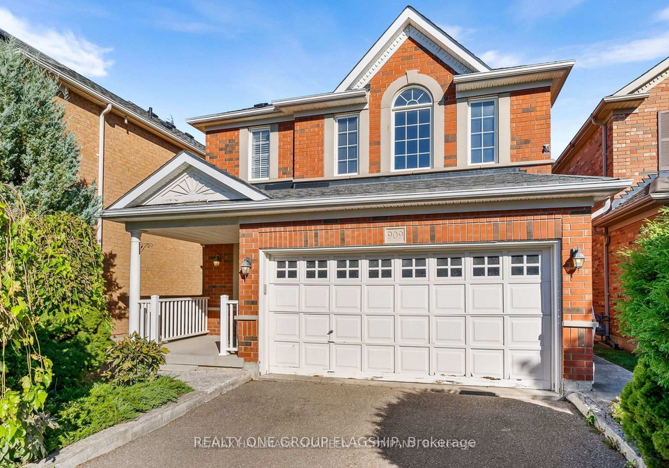 909-oaktree-crescent-newmarket-ontario-n12885216