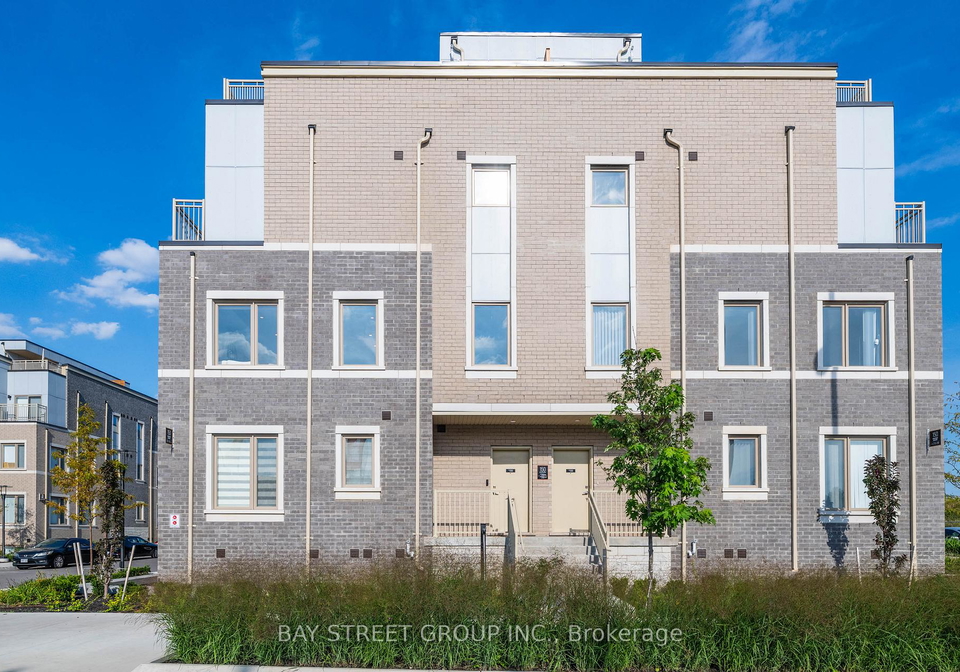 150-honeycrisp-crescent-vaughan-ontario-n12885406