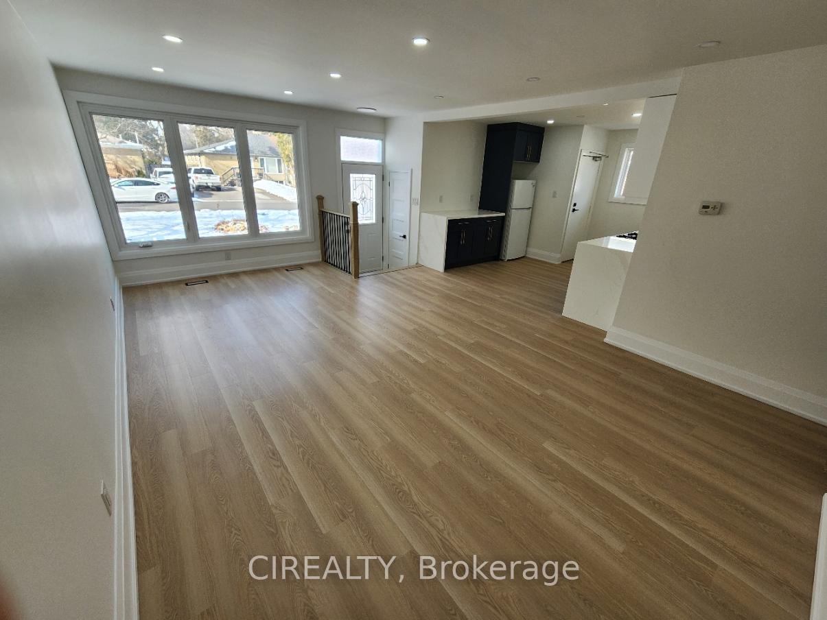 31-bailey-crescent-aurora-ontario-n12886208