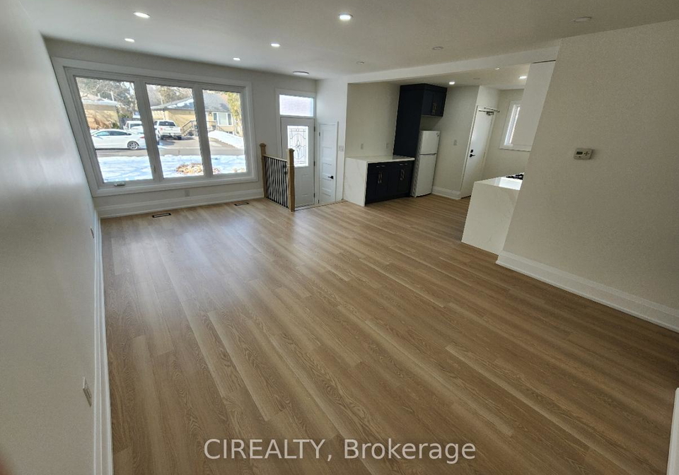 31-bailey-crescent-aurora-ontario-n12886208