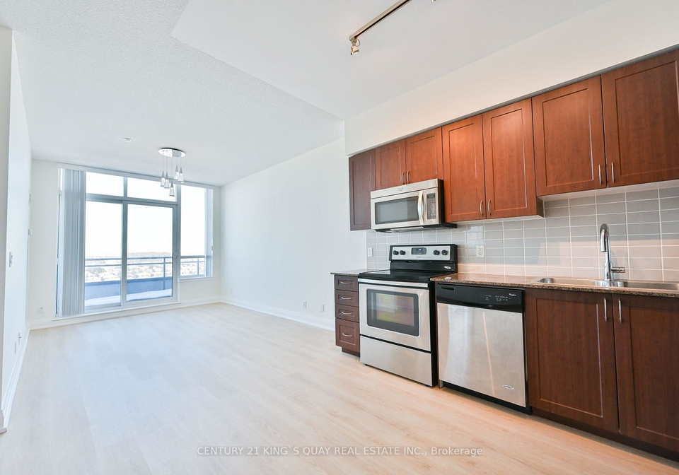 376-highway-7-avenue-e-richmond-hill-ontario-n12886724