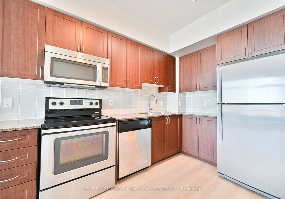 376-highway-7-avenue-e-richmond-hill-ontario-n12886724