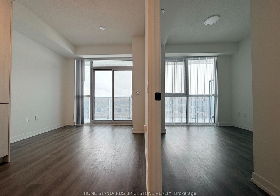 225-commerce-street-vaughan-ontario-n12886840