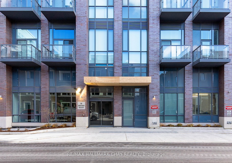 60-honeycrisp-crescent-vaughan-ontario-n12887548