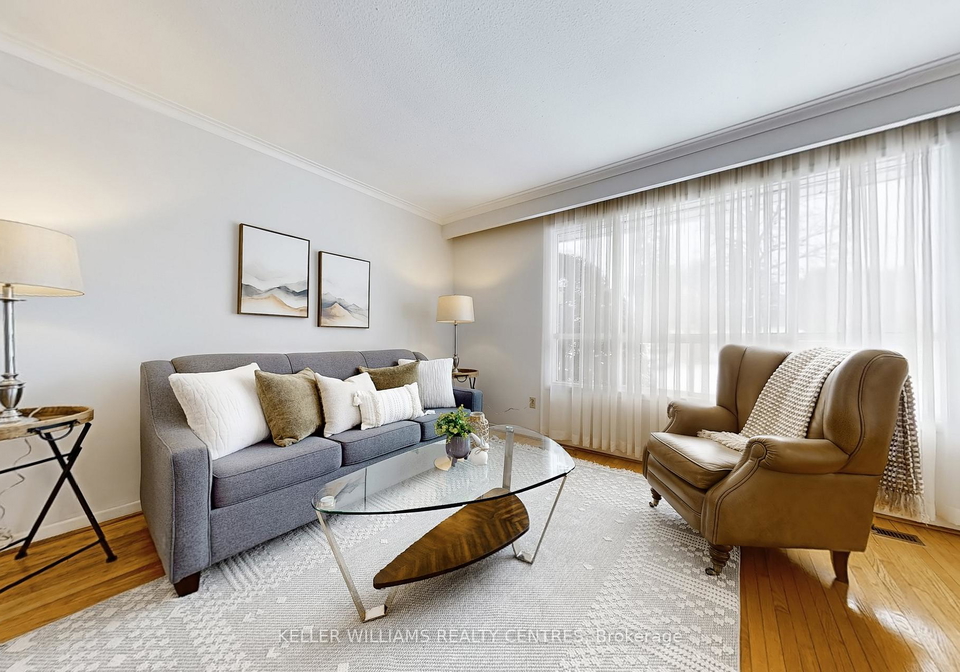 356-dennie-avenue-newmarket-ontario-n12887682