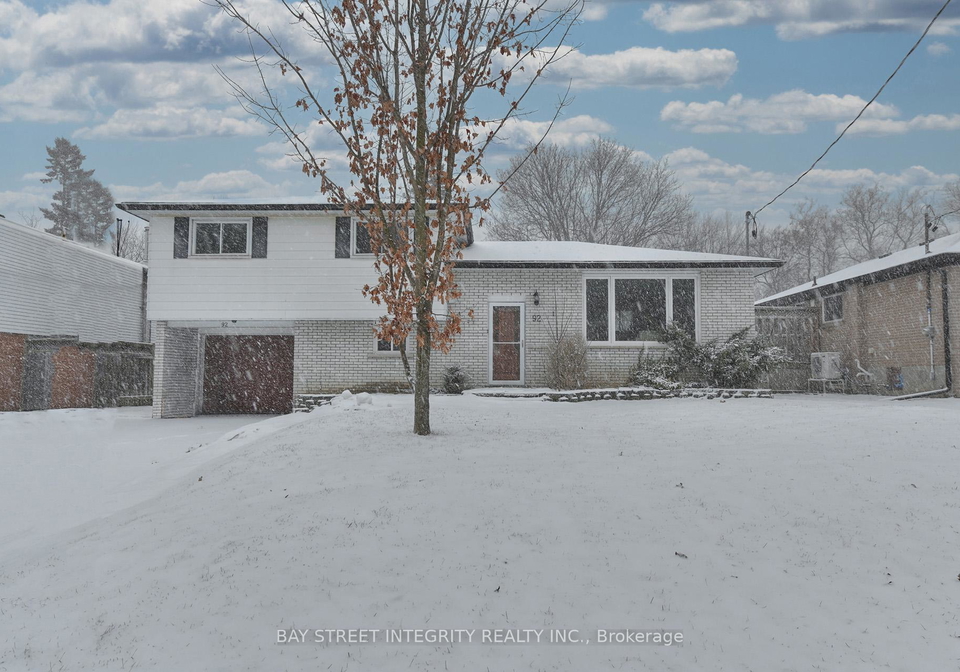 92-lewis-drive-newmarket-ontario-n12887852