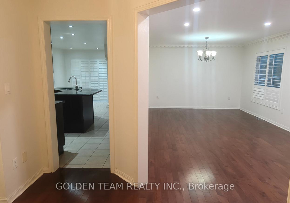 16-raffia-avenue-richmond-hill-ontario-n12889664
