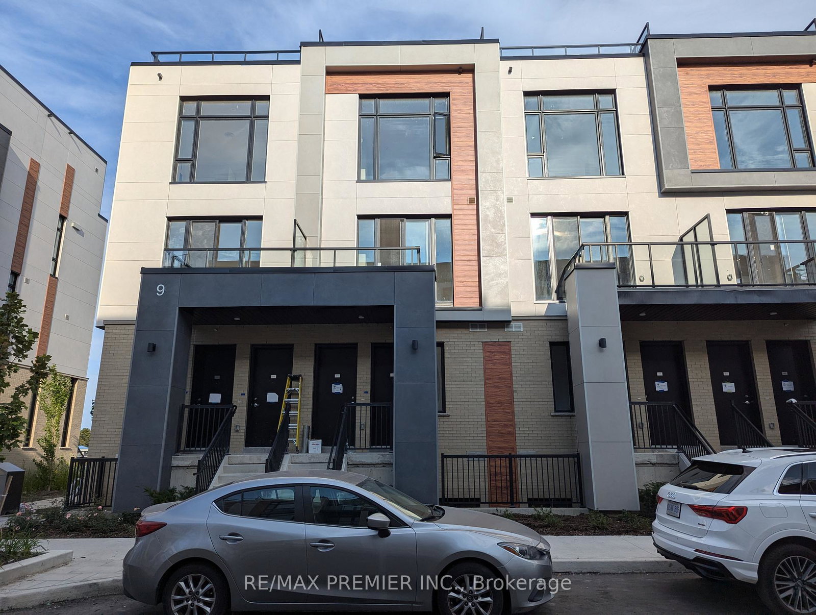 9-steckley-house-lane-richmond-hill-ontario-n12891768