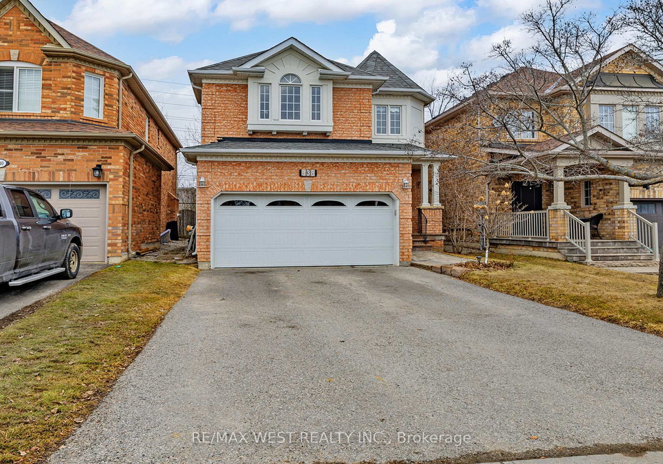 338-mcbride-crescent-newmarket-ontario-n12891978