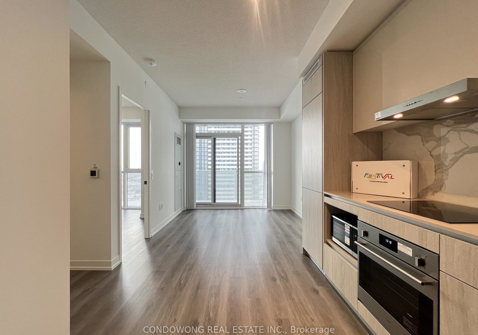 28-interchange-way-vaughan-ontario-n12892116