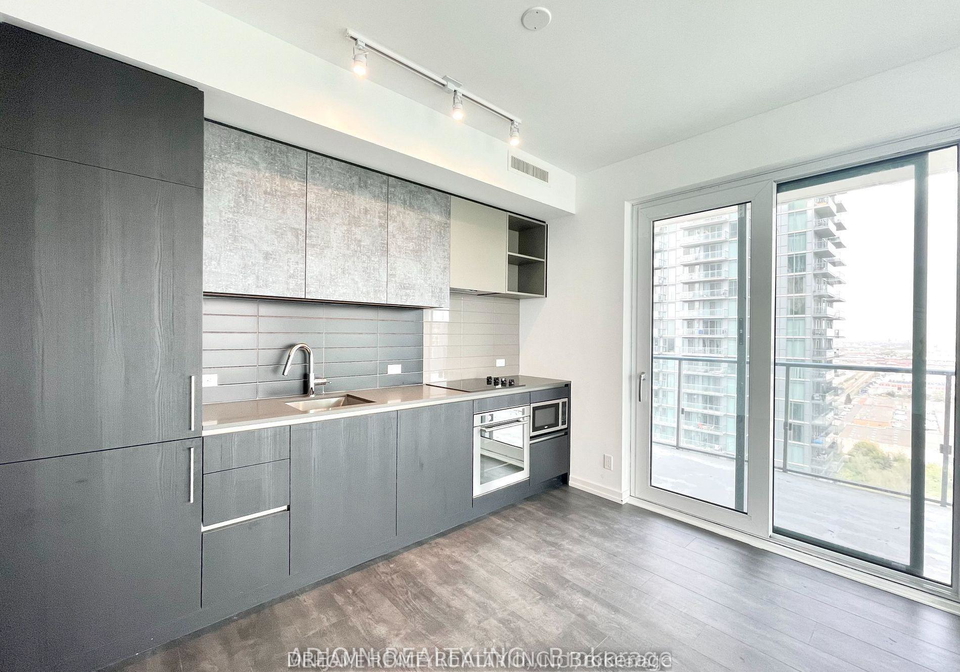7890-jane-street-vaughan-ontario-n12892182