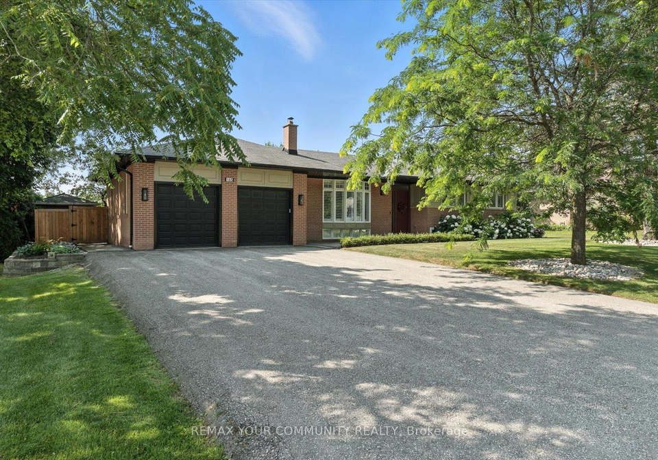165-clearview-heights-king-ontario-n12893188
