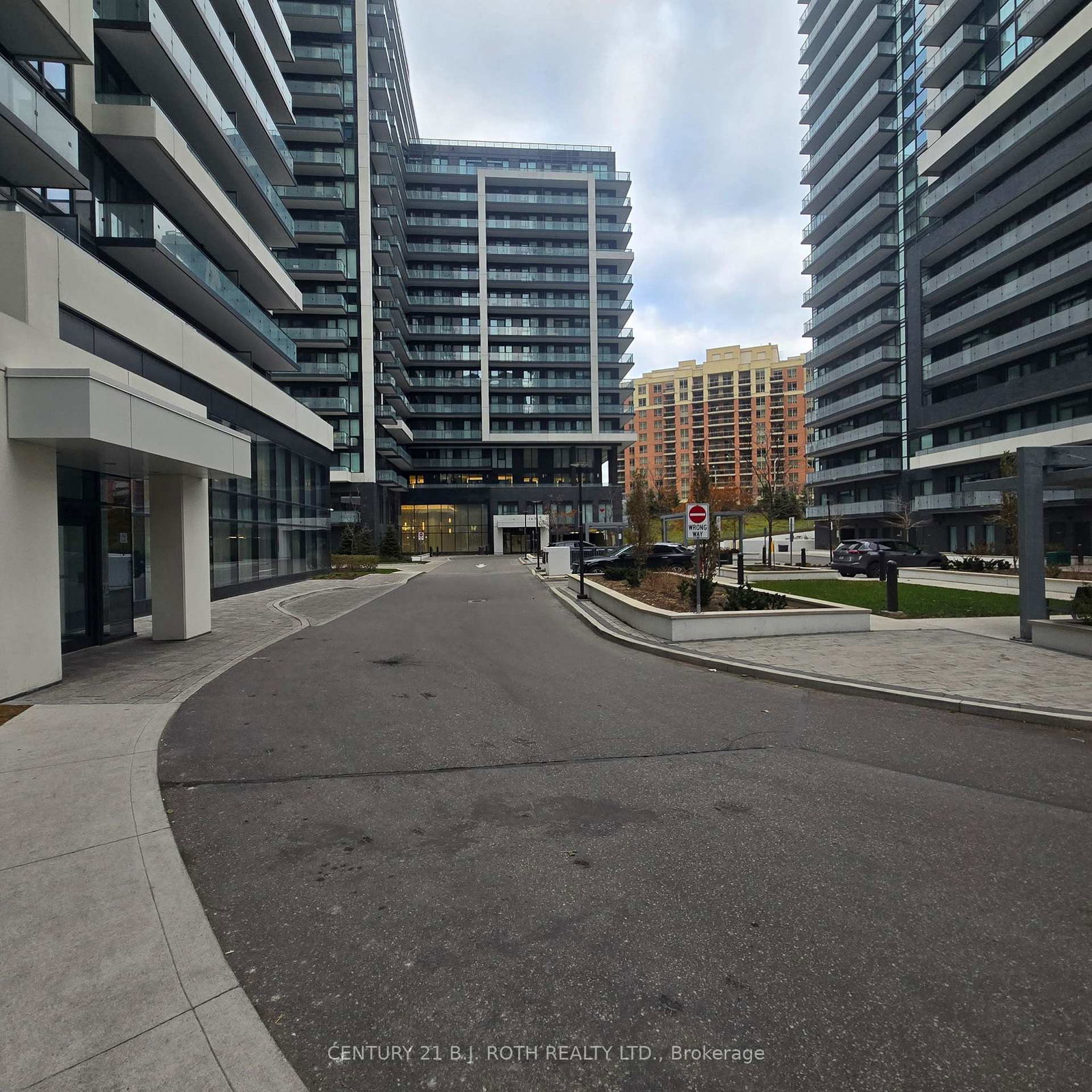95-oneida-crescent-richmond-hill-ontario-n12893938