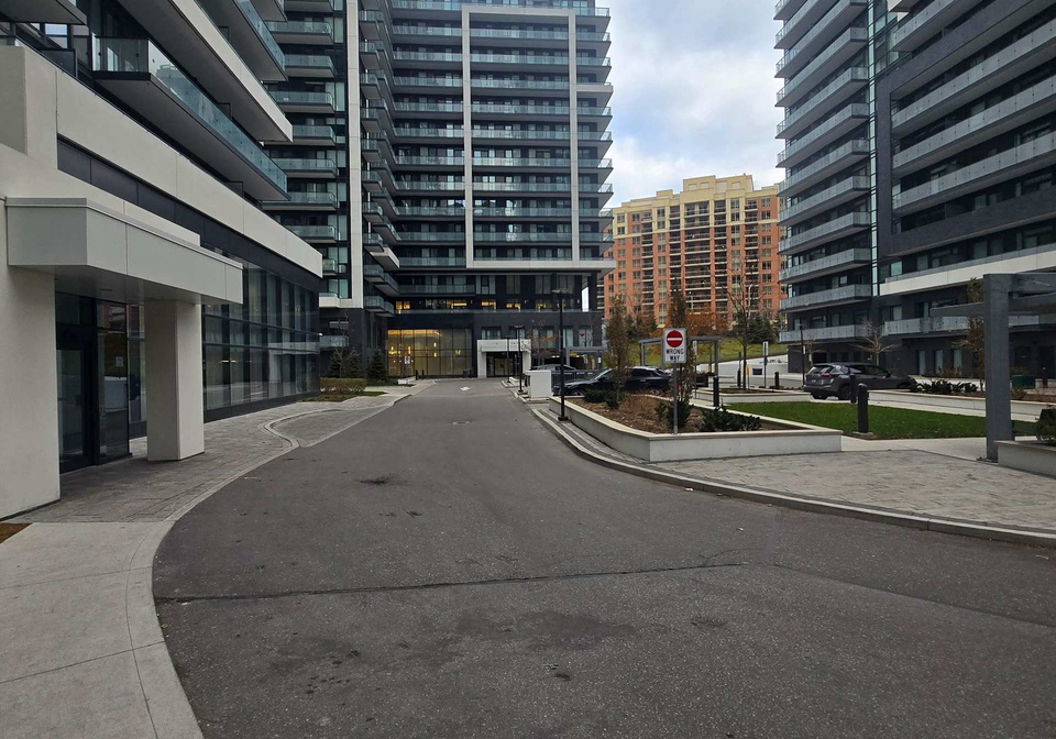 95-oneida-crescent-richmond-hill-ontario-n12893938