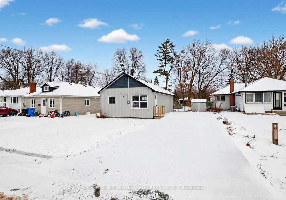 208-bayview-avenue-georgina-ontario-n12895010