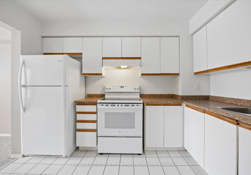 611-gibney-crescent-newmarket-ontario-n12895118
