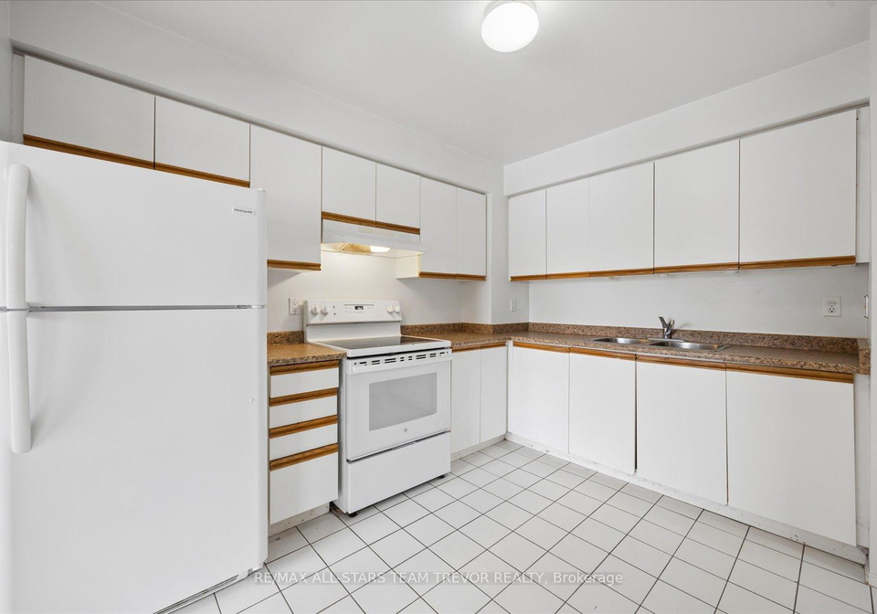 611-gibney-crescent-newmarket-ontario-n12895118