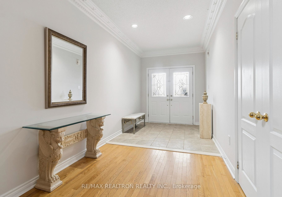 32-brackenwood-avenue-richmond-hill-ontario-n12895426