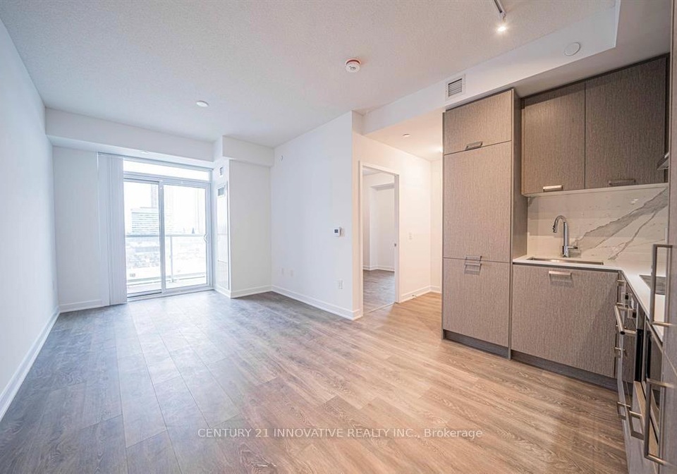 10-honeycrisp-crescent-vaughan-ontario-n12895562