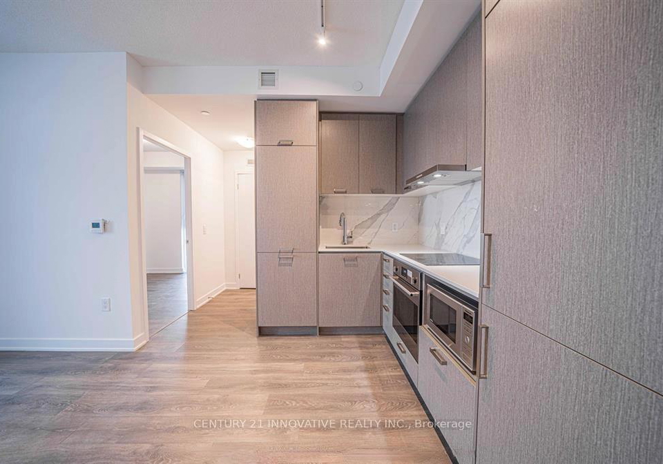 10-honeycrisp-crescent-vaughan-ontario-n12895562