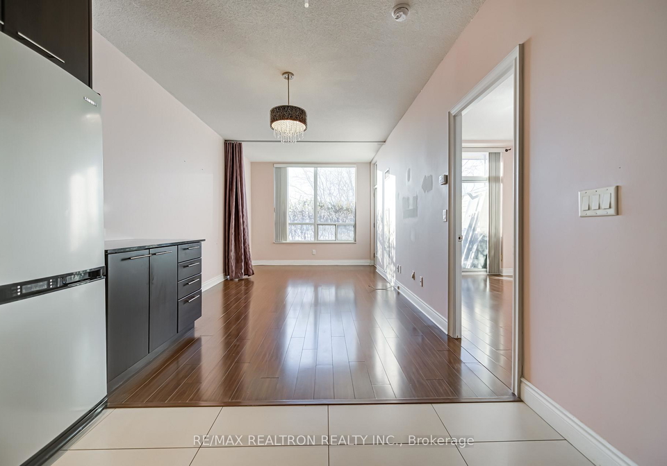 37-galleria-parkway-markham-ontario-n12895776