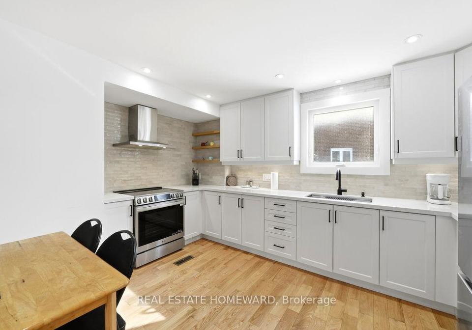 170-harrison-drive-newmarket-ontario-n12895904