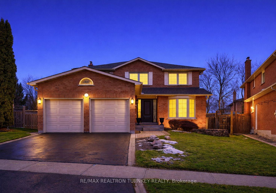 70-keffer-circle-newmarket-ontario-n12896312