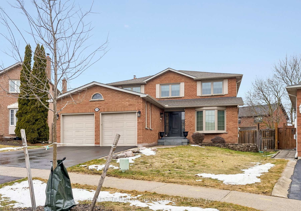 70-keffer-circle-newmarket-ontario-n12896312