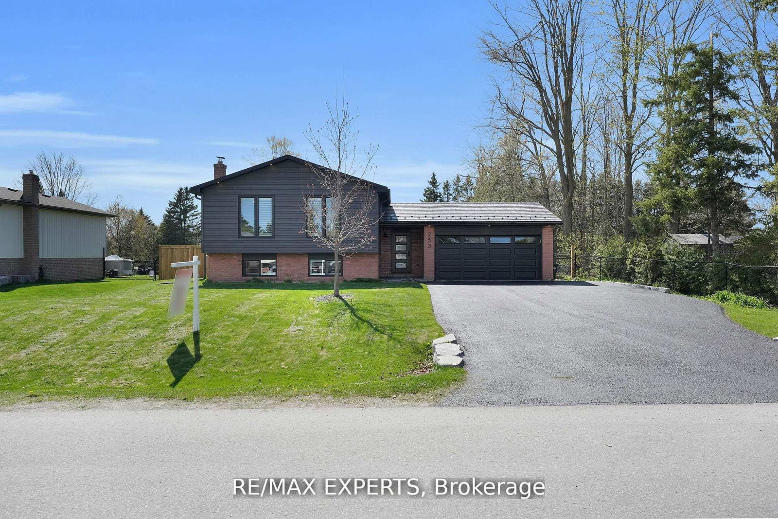 253-spencer-avenue-essa-ontario-n12896676