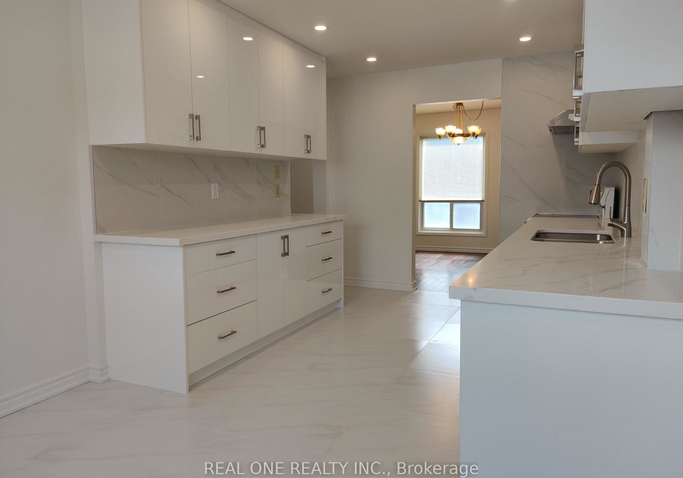 646-village-parkway-markham-ontario-n12896740