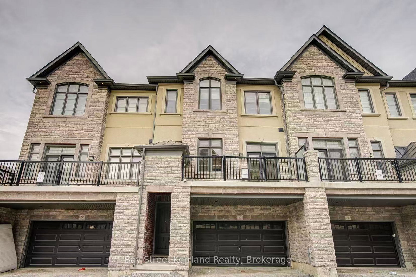 10-silvermills-lane-markham-ontario-n12897038