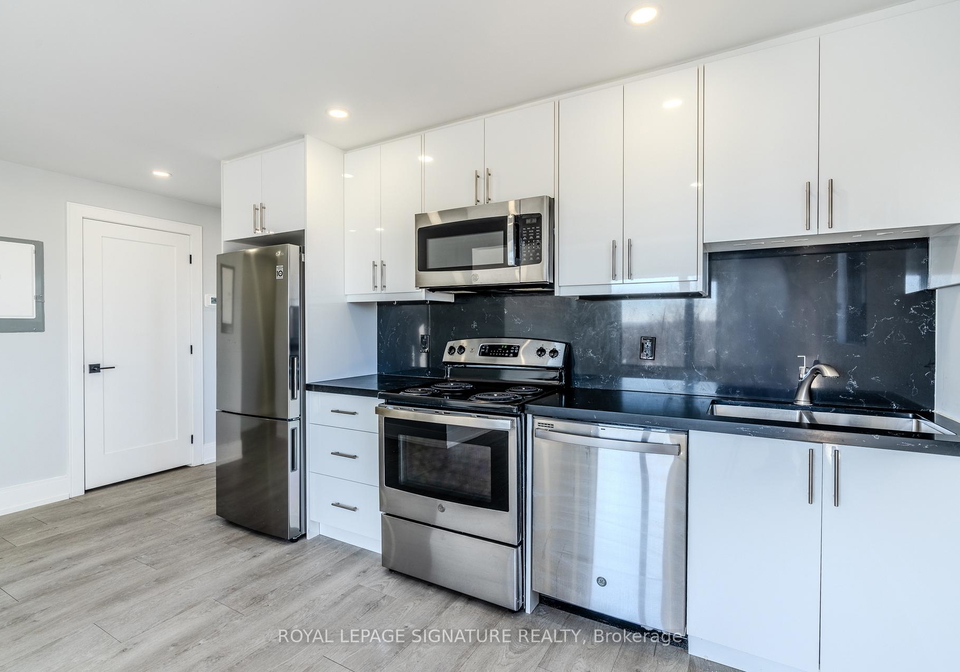 66-john-street-w-bradford-west-gwillimbury-ontario-n12900232
