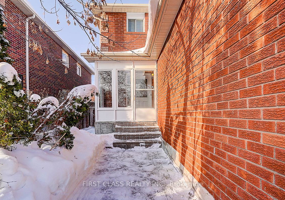 20-lorraine-street-richmond-hill-ontario-n12900450