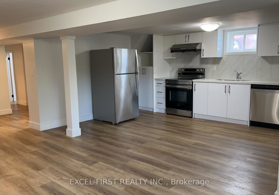 128-sheldon-avenue-newmarket-ontario-n12901598