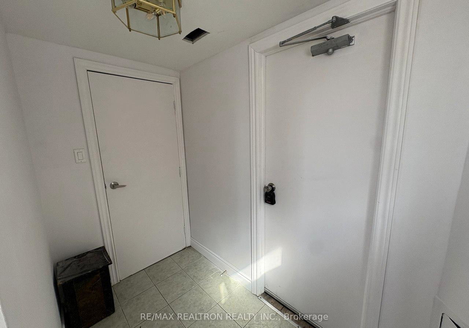 431-oceanside-avenue-richmond-hill-ontario-n12902036
