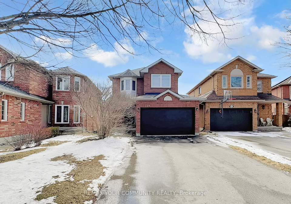 219-surgeoner-crescent-newmarket-ontario-n12903022