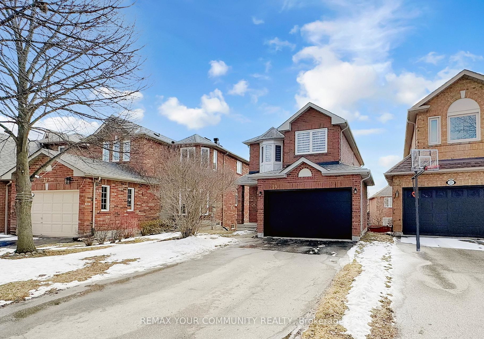 219-surgeoner-crescent-newmarket-ontario-n12903022