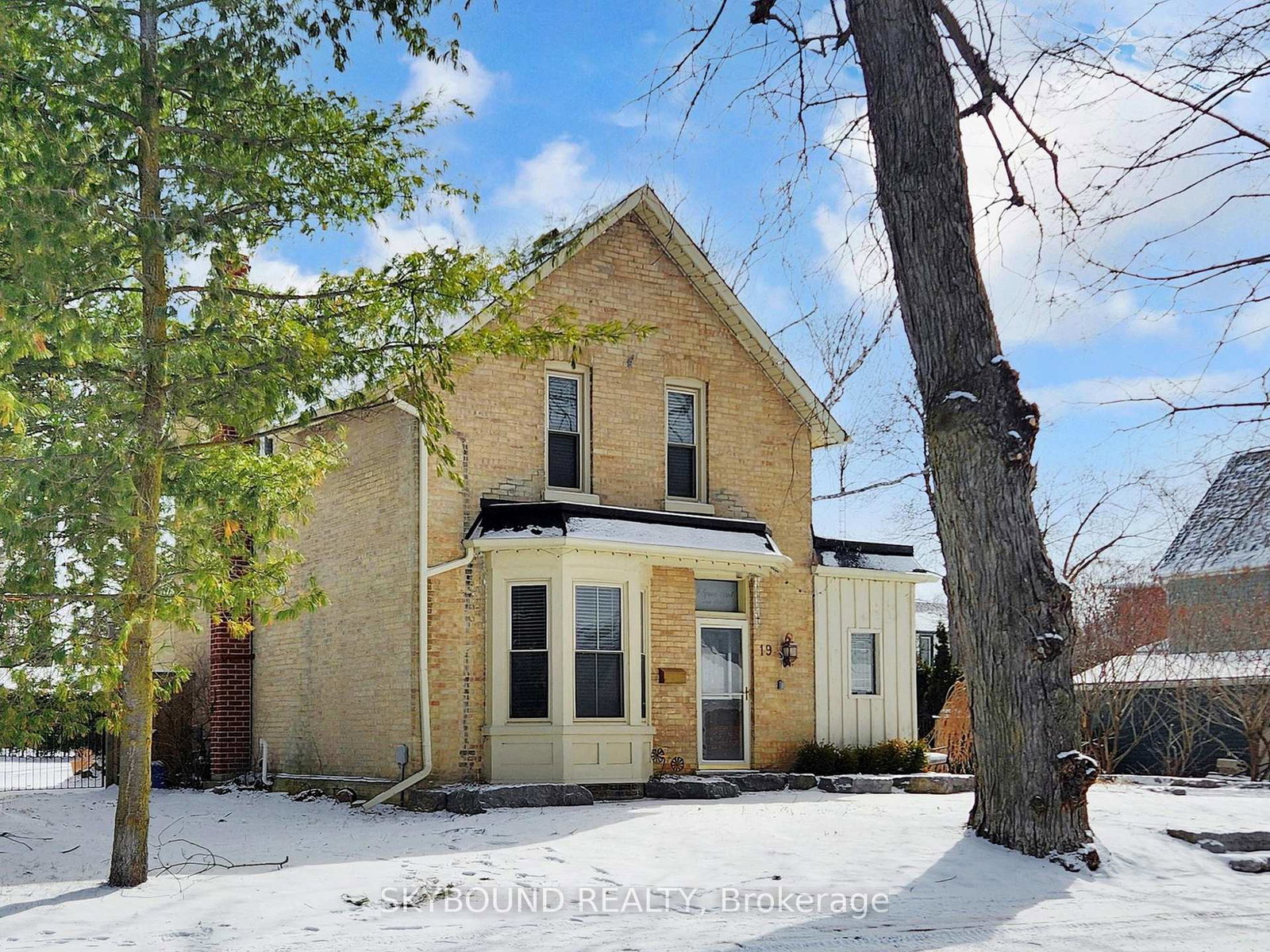 19-spruce-street-aurora-ontario-n12903066
