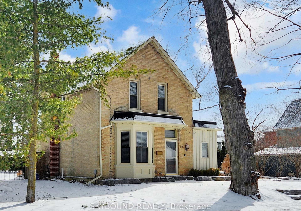 19-spruce-street-aurora-ontario-n12903066
