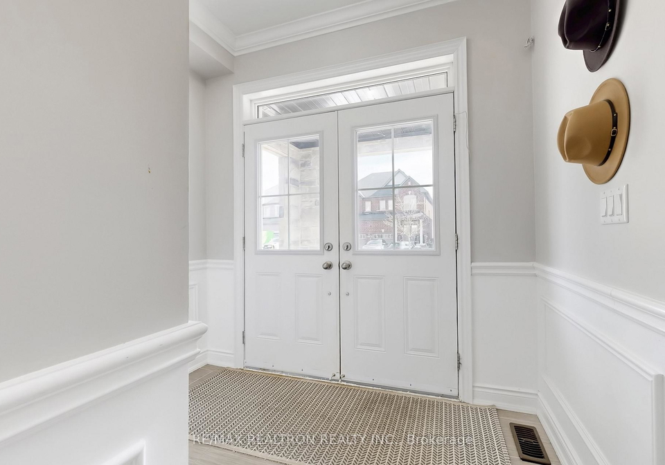 130-countryman-road-east-gwillimbury-ontario-n12903166