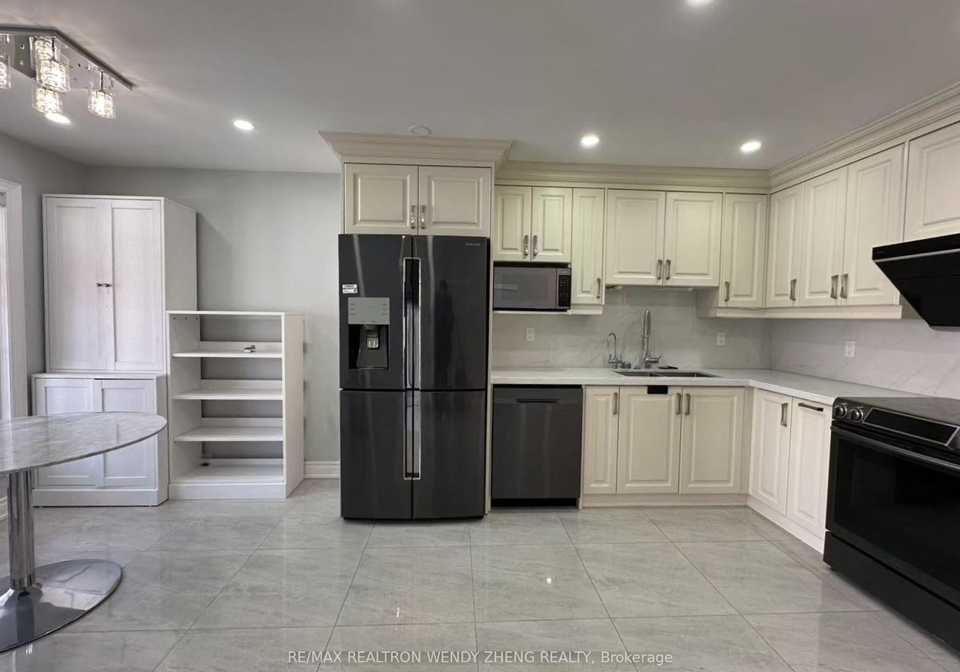 135-rideau-drive-richmond-hill-ontario-n12903186