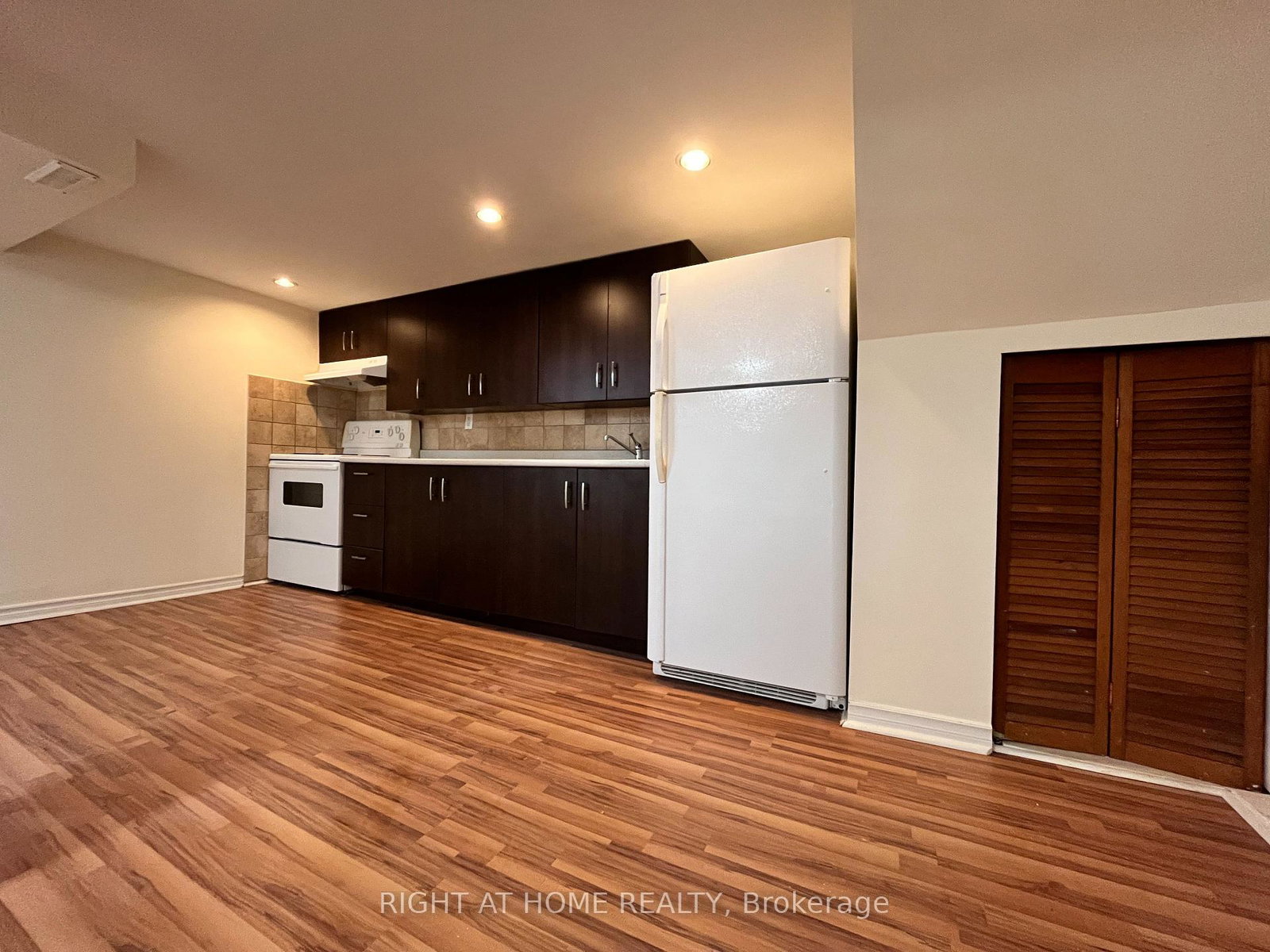 195-taylor-mills-drive-n-richmond-hill-ontario-n12905798