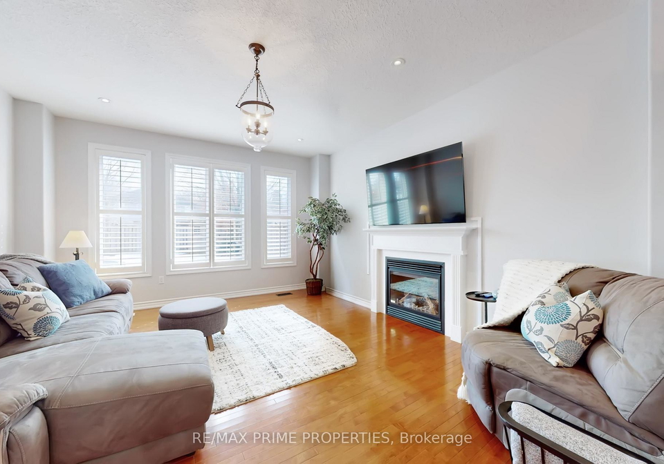 947-booth-avenue-innisfil-ontario-n12906288