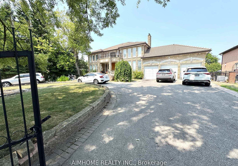 38-lee-bsmt-1-avenue-markham-ontario-n12906908