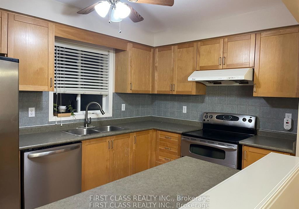 157-selkirk-drive-richmond-hill-ontario-n12907154